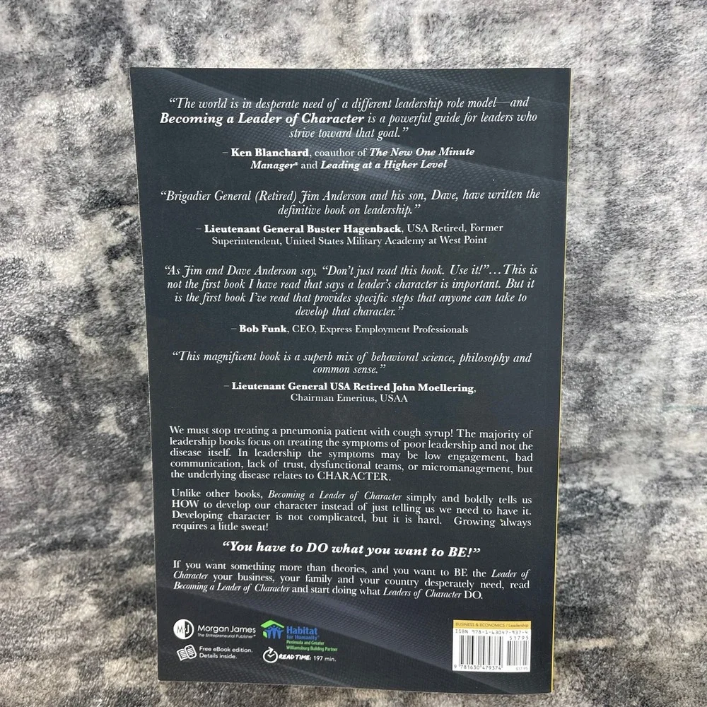 Becoming a Leader of Character Gen James L‎ Anderson Dave Anderson Paperback